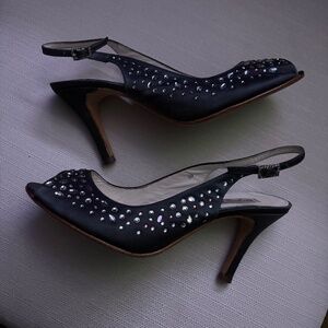 Woman’s Dress Pumps